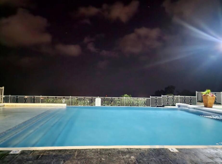 La Rosa With Spectacular View Of Ocho Rios
